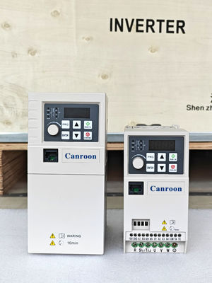 CV800D عاكس تردد المحرك المتغير 0.4 كيلوواط إلى 5.5 كيلوواط تصميم VFD ذكي